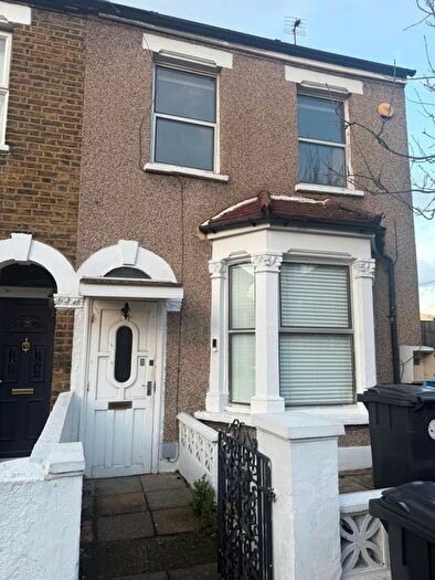 2 Bedroom Maisonette To Rent In Chiswick Road, London, N9