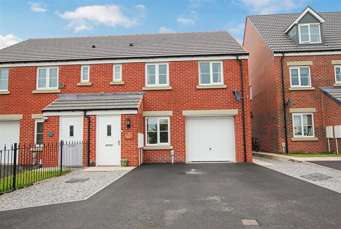 3 Bedroom Semi Detached House For Sale In Goldfinch Way, Northallerton, DL6