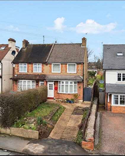 3 Bedroom Semi-detached House For Sale In Watford Road, Croxley Green, Rickmansworth, WD3