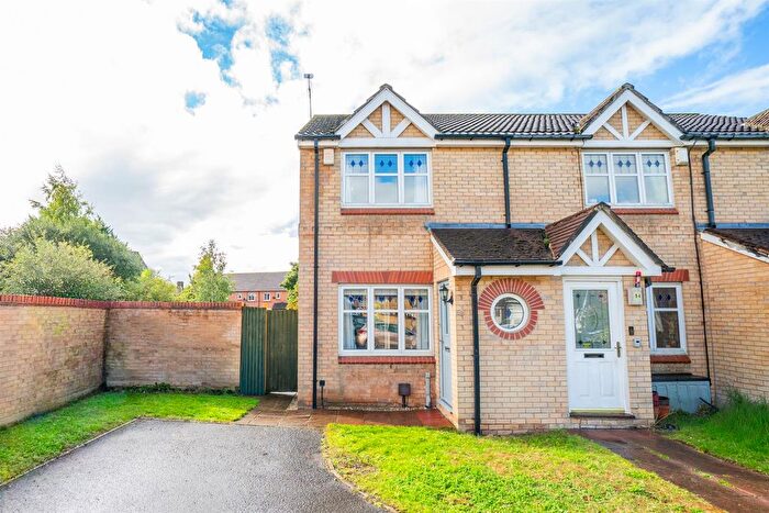 Detached House To Rent In Tamworth Road, Clifton Moor, York, YO30