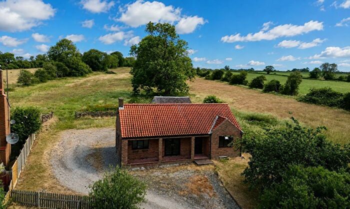 2 Bedroom Farm To Rent In Ruffa Lane, Pickering, YO18
