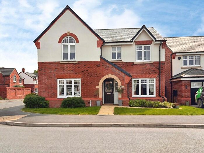 4 Bedroom Detached House For Sale In Bacopa Drive, Retford, DN22