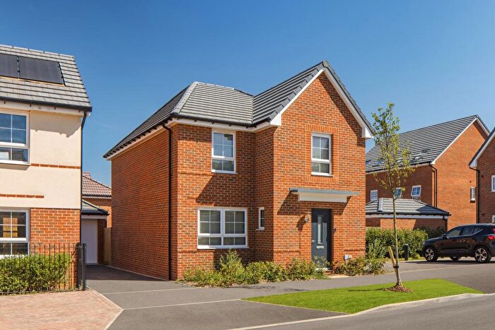 4 Bedroom Detached House For Sale In London Road, Aylesford, Kent, ME16