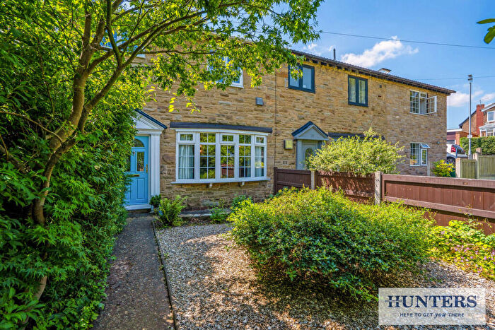 3 Bedroom Terraced House For Sale In Brownberrie Lane, Horsforth, Leeds, LS18