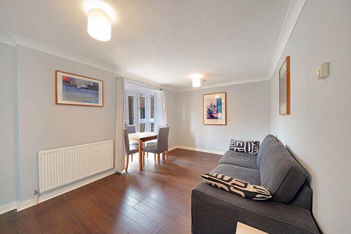 1 Bedroom Flat To Rent In Cresta House, Ireton Street, Bow, E3