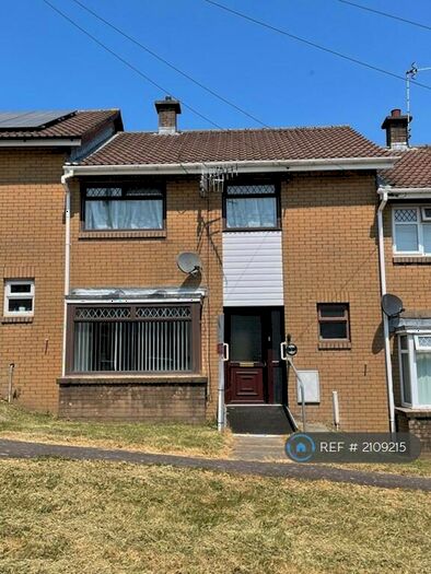 3 Bedroom Terraced House To Rent In Bethel Place, Hirwaun, Aberdare, CF44