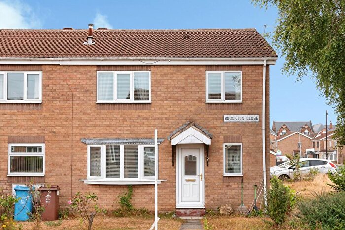 2 Bedroom Terraced House For Sale In Brockton Close, Hull, HU3