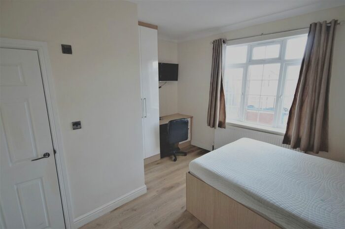 5 Bedroom Terraced House To Rent In Brays Lane, Coventry, CV2