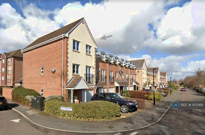 3 Bedroom End Of Terrace House To Rent In Old School Place, Croydon, CR0