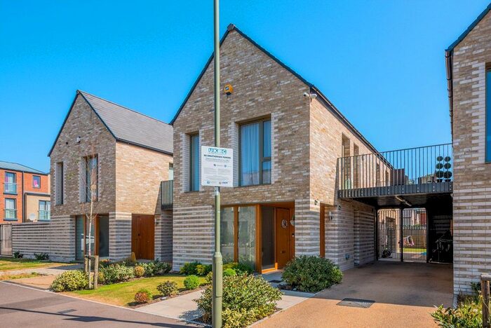 3 Bedroom Detached House To Rent In Skye Lane, Greater London, HA8