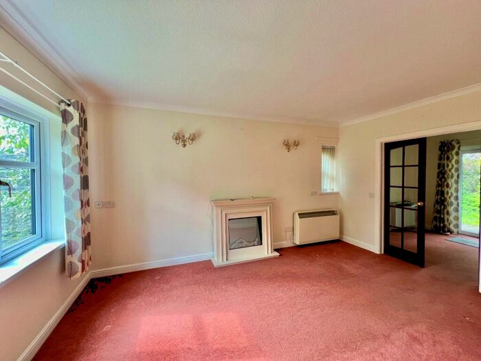 2 Bedroom End Of Terrace House For Sale In Restway Gardens, Bridgend County Borough, CF31