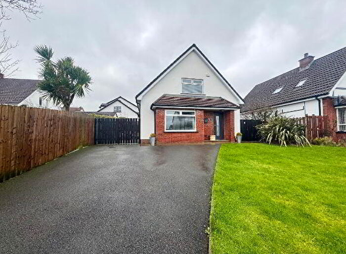 3 Bedroom Detached House For Sale In Broadlands Park, Carrickfergus, BT38