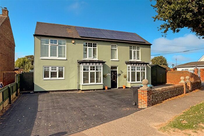6 Bedroom Detached House For Sale In Lyminster Road, Littlehampton, West Sussex, BN17