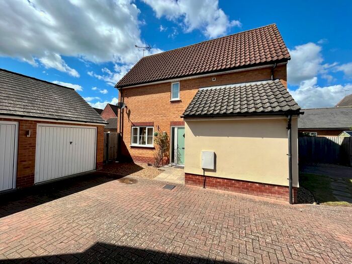 3 Bedroom Detached House To Rent In Fairfax Drive, Weeting, Brandon, IP27