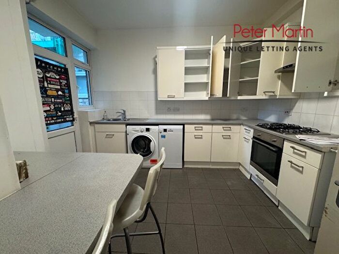 1 Bedroom Flat To Rent In Cholmley Gardens, West Hampstead, NW6