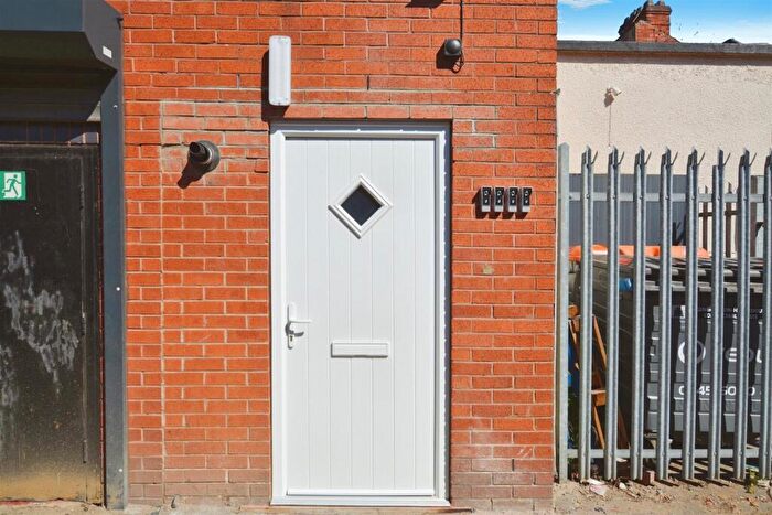 2 Bedroom Apartment To Rent In High Street, Scunthorpe, DN15