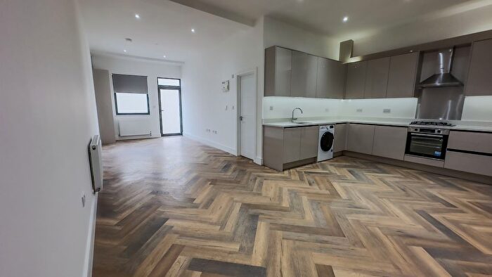 Studio To Rent In South Ealing Road, London, W5