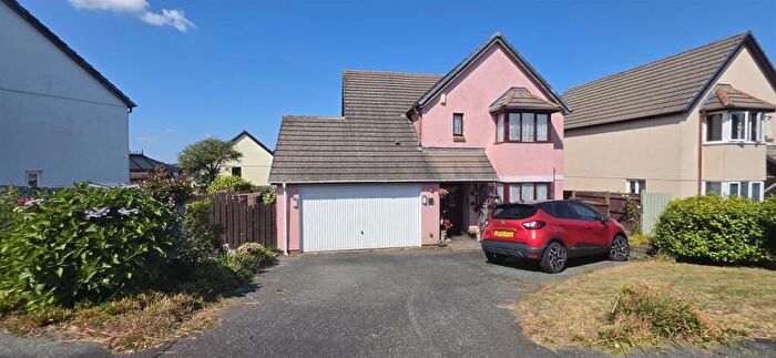 4 Bedroom Detached House For Sale In Wood Lane, Neyland, Milford Haven, SA73