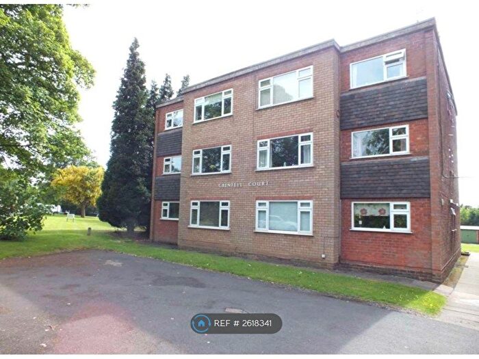 2 Bedroom Flat To Rent In Birmingham Road, Sutton Coldfield, B72