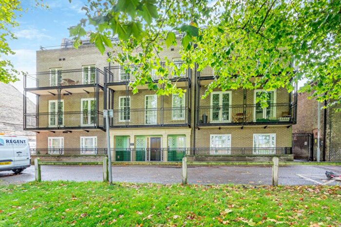 1 Bedroom Flat To Rent In Regent Terrace, Cambridge, Cambridgeshire, CB2