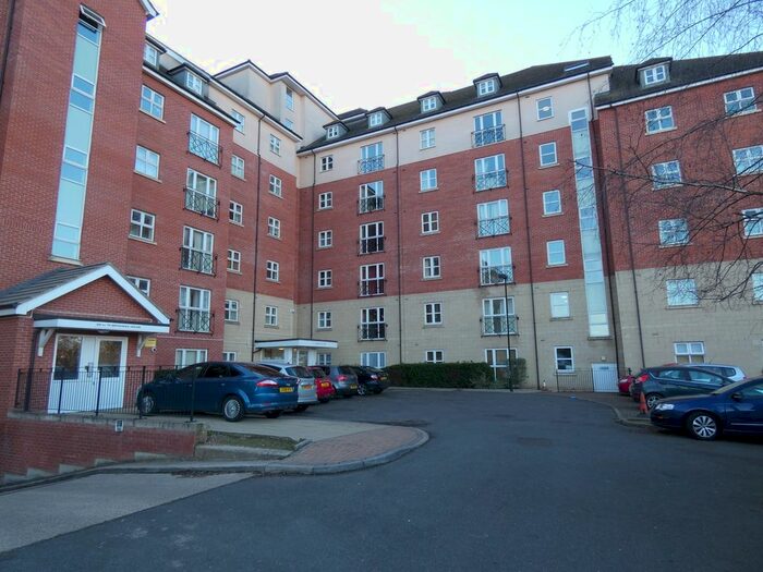 2 Bedroom Flat To Rent In Palgrave Road, Bedford, MK42