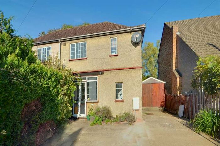 3 Bedroom Semi-Detached House To Rent In Elm Avenue, Ruislip, HA4