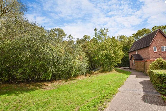2 Bedroom End Of Terrace House For Sale In Blackwood Chine, South Woodham Ferrers, CM3
