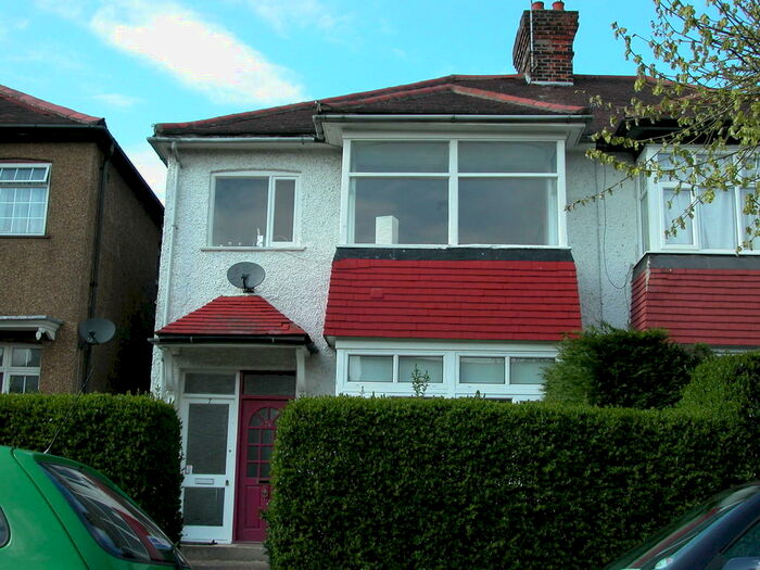 1 Bedroom Apartment To Rent In Sydney Grove, Hendon, London, NW4