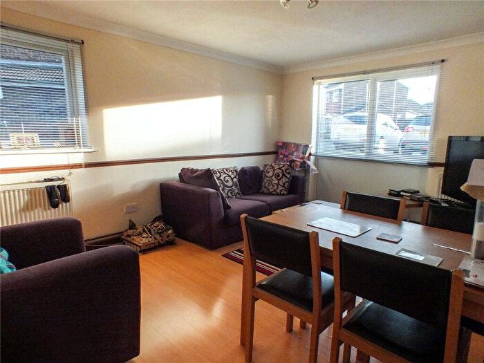 2 Bedroom Apartment To Rent In Tennyson Court, Tennyson Close, Royston, Herts, SG8