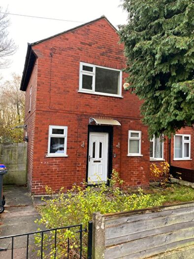 3 Bedroom Semi Detached House To Rent In Dorchester Road, Swinton, M27