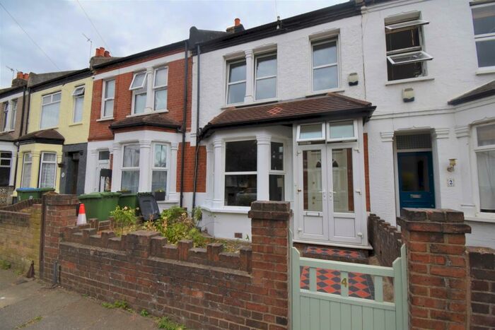 2 Bedroom Terraced House To Rent In Myrtledene Road London, SE2