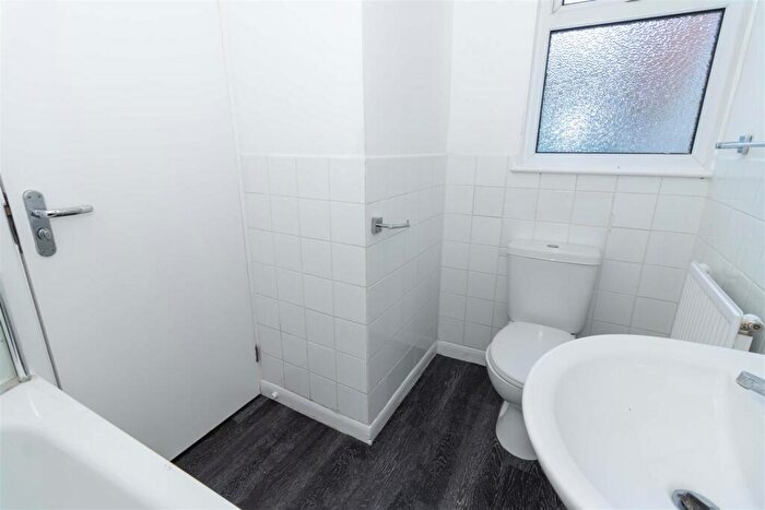 1 Bedroom Flat To Rent In Fonthill Road, Hove, BN3