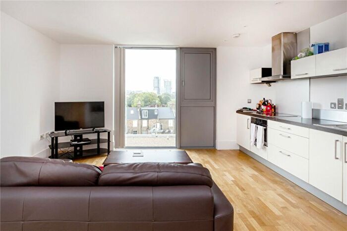 1 Bedroom Apartment To Rent In Northstand Apartments, Highbury Stadium Square, London, N5