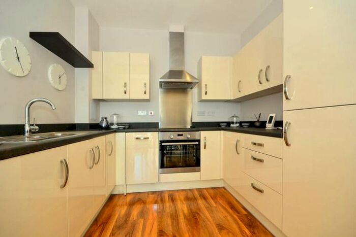 1 Bedroom Flat To Rent In Imperial Drive, Rayners Lane, Harrow, HA2