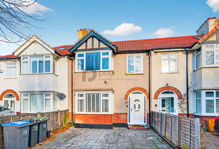 3 Bedroom Terraced House For Sale In Lodge Avenue, Croydon, Surrey, CR0