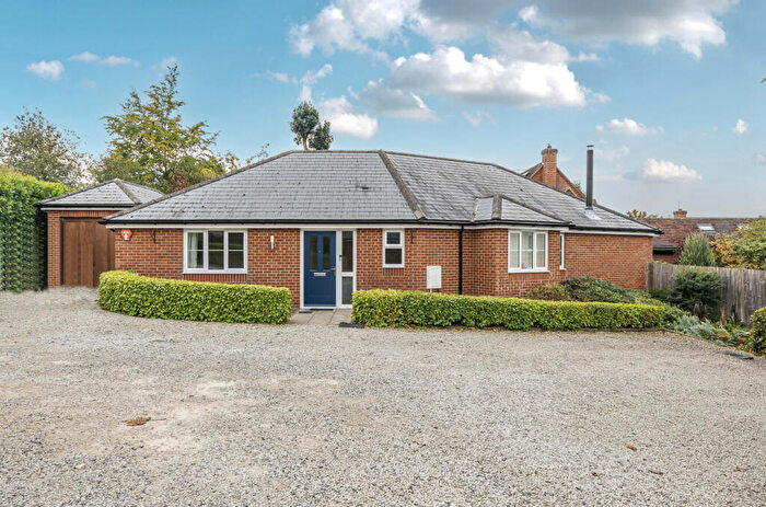 3 Bedroom Bungalow For Sale In The Ridge, Woodfalls, Salisbury, Wiltshire, SP5