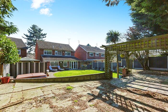 5 Bedroom Detached House For Sale In Roy Close, Narborough, Leicester, LE19