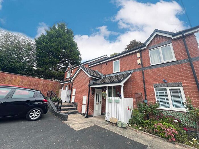 2 Bedroom Maisonette For Sale In Peter Wood Gardens, Stretford, Manchester, M32