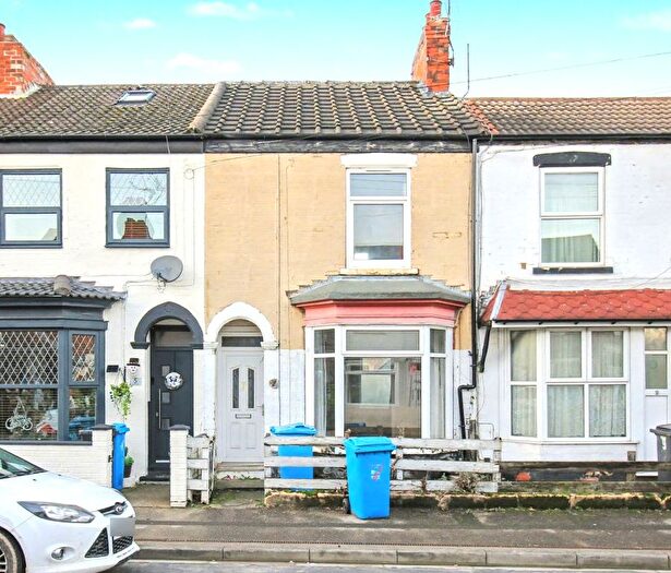 3 Bedroom Terraced House For Sale In Berkshire Street, Hull, HU8