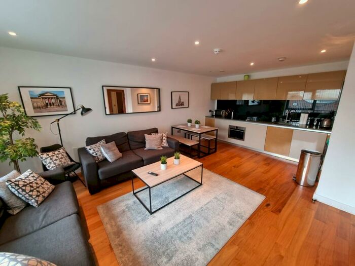 2 Bedroom Apartment To Rent In Waterside, William Jessop Way, L3