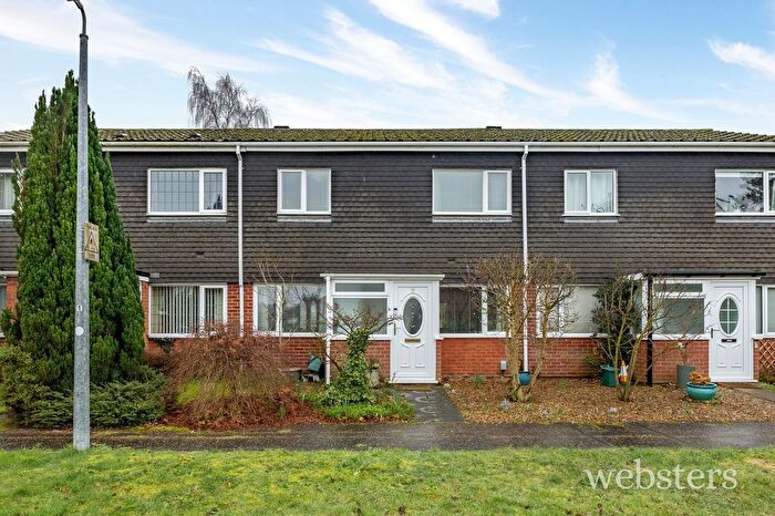 3 Bedroom Terraced House For Sale In Pleasant Close, Norwich, NR6