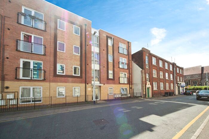 2 Bedroom Flat For Sale In Union Street, Luton, LU1