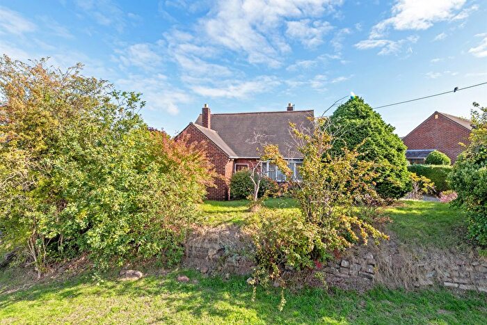 2 Bedroom Detached Bungalow For Sale In Bates Lane, Helsby, Frodsham, WA6