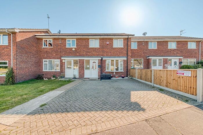 2 Bedroom Terraced House For Sale In Berry Close, Belton, NR31