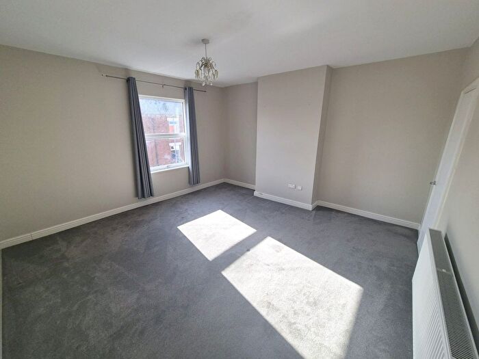 2 Bedroom End Terrace House To Rent In Horbury, WF4
