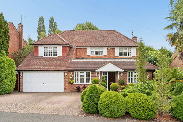 5 Bedroom Detached House For Sale In Northwood, HA6