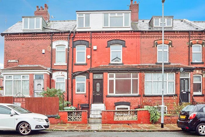 3 Bedroom Terraced House For Sale In Seaforth Road, Leeds, LS9