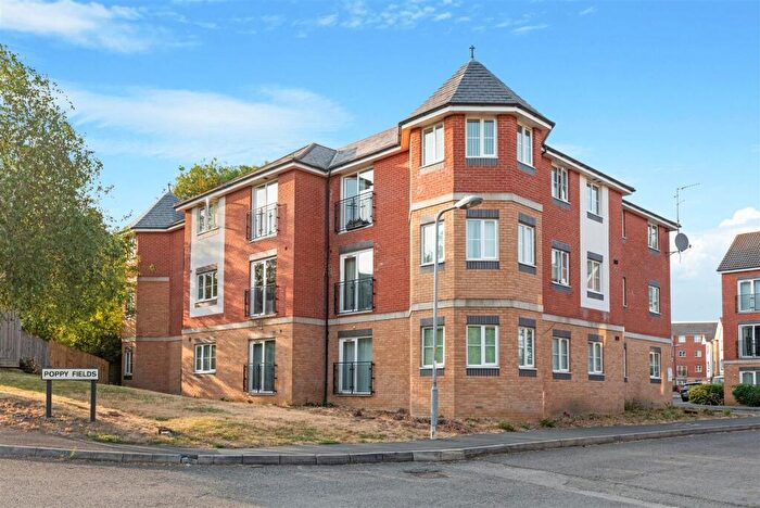 2 Bedroom Flat For Sale In Poppy Fields, Kettering, NN16