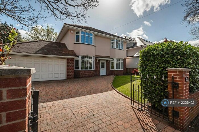 4 Bedroom Detached House To Rent In St. Albans Avenue, Bournemouth, BH8