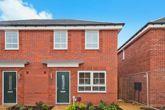 3 Bedroom Semi-Detached House To Rent In Mindaro Way, Rugby, Warwickshire, CV22